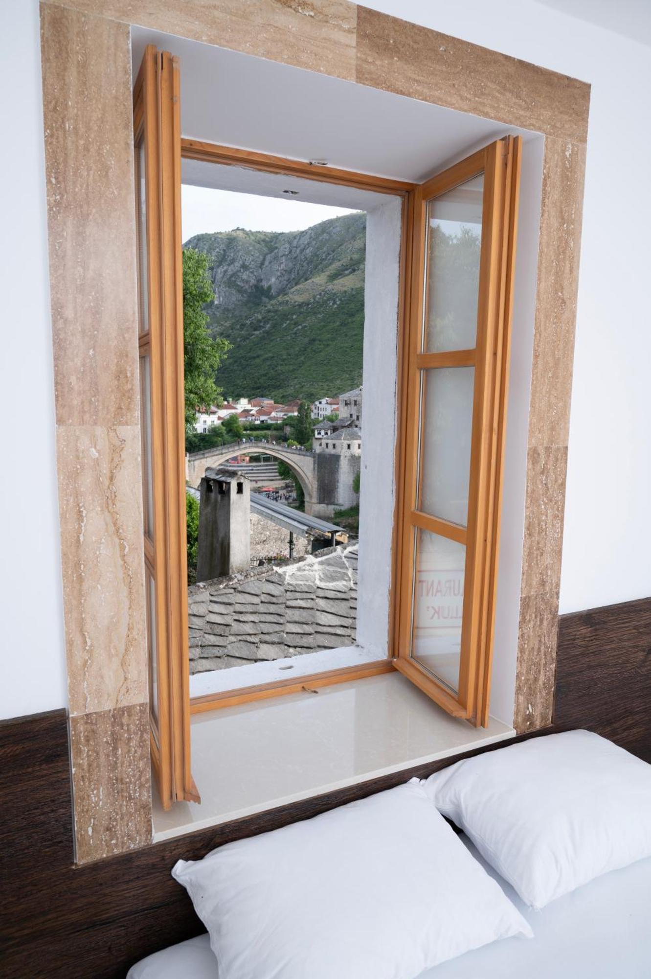 Sunrise Apartments - With Old Bridge View Mostar Eksteriør bilde